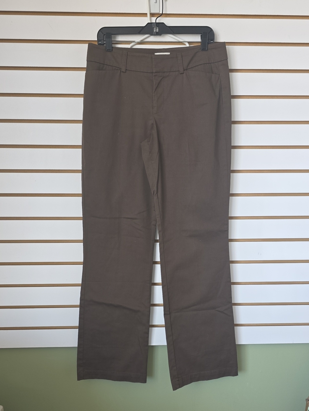 Dockers Brown Straight-Leg Women’s Pants 10 T